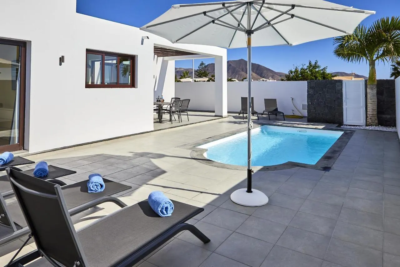 Villa Cantium - Lh101 By Villas Now Ltd Playa Blanca